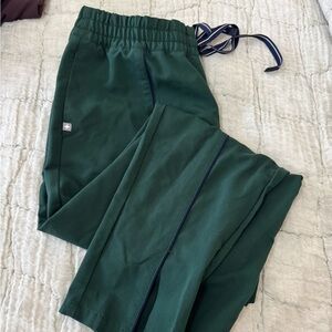 Figs Lira Split Hem, British Racing Green XXL